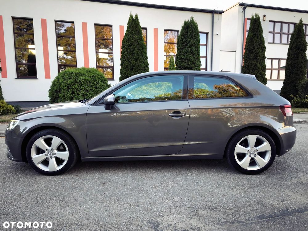 Audi A3 3-drzwiowe 1.4 TFSI Ambiente - 4
