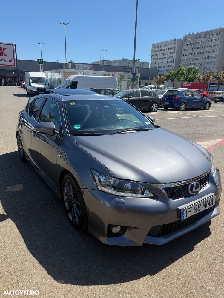 Lexus CT 200h Aut. F Sport - 2