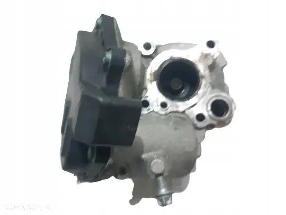 Zawór EGR Mercedes W204 W212 W906 2.2 CDI - 1