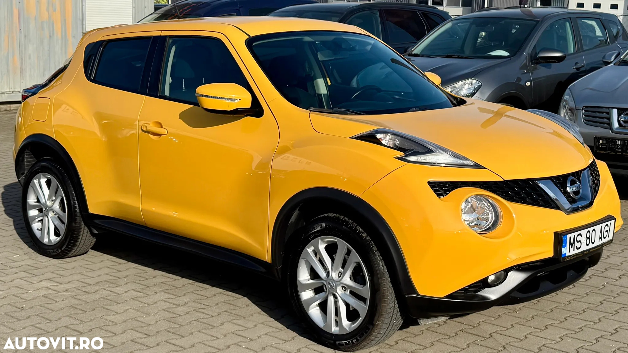 Nissan Juke 1.2L DIG-T Start/Stop Tekna - 2