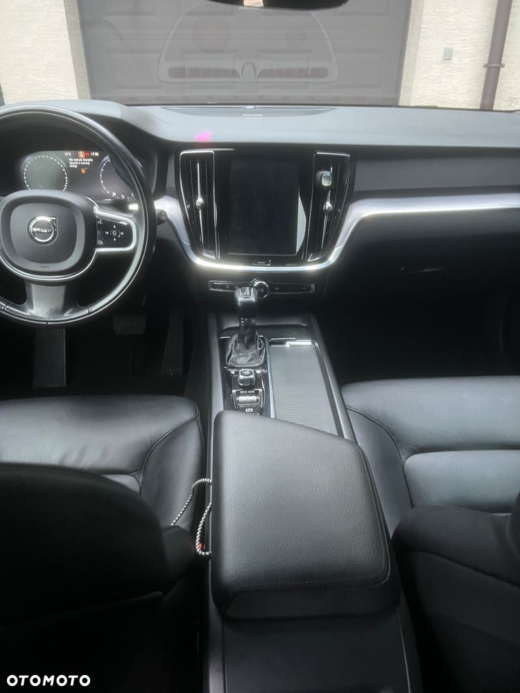 Volvo V60 T5 Geartronic Momentum - 13