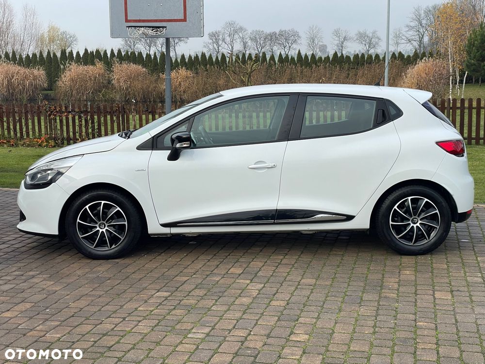 Renault Clio 1.2 16V Limited - 11