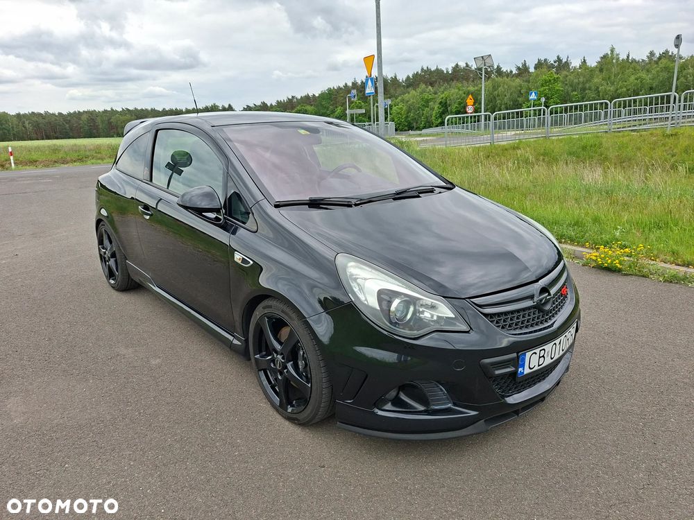 Opel Corsa 1.6 T OPC - 12