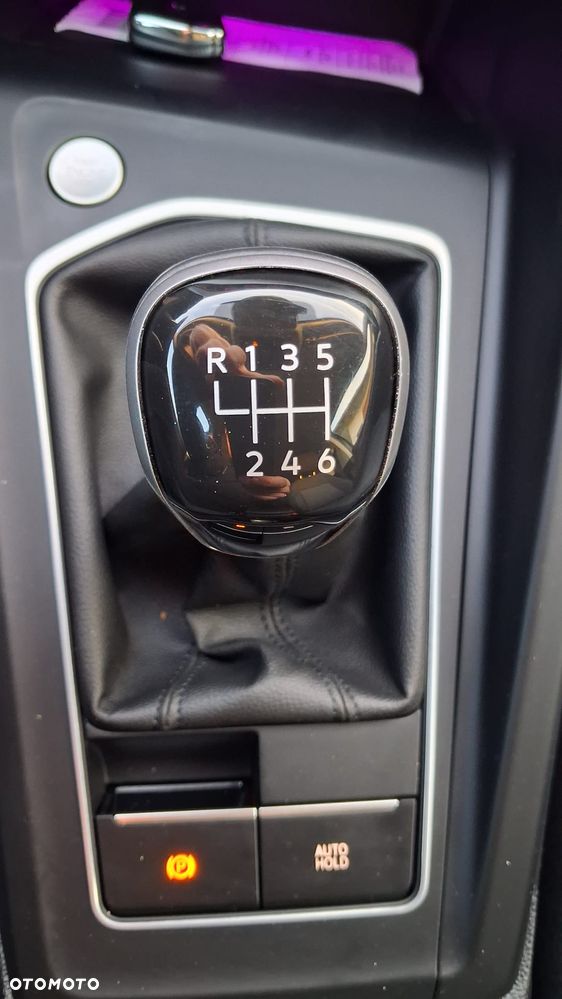 Volkswagen Golf 1.5 TSI OPF Move - 24