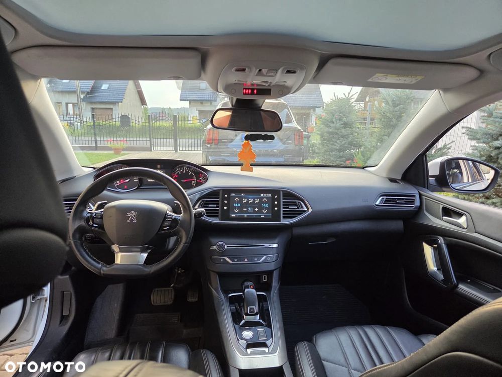 Peugeot 308 1.5 BlueHDi Allure Pack S&S EAT8 - 5