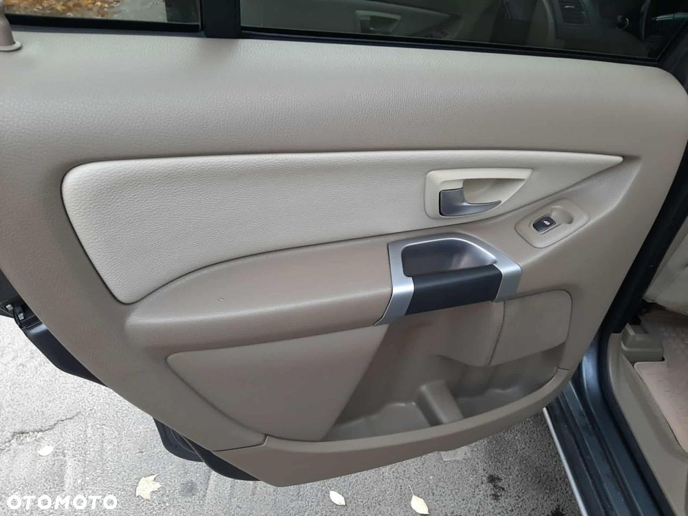 Volvo XC 90 3.2 Kinetic - 26