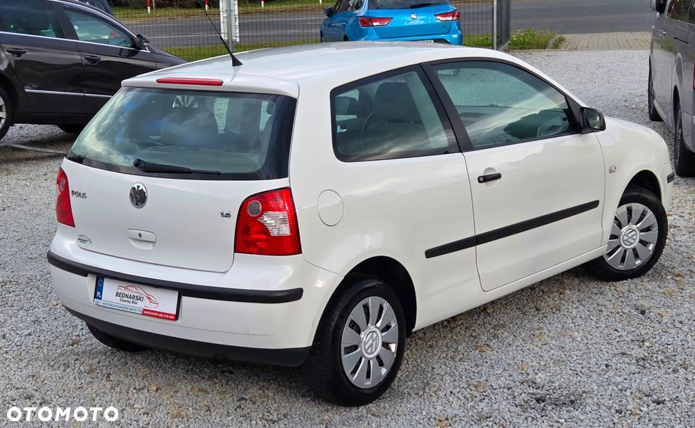 Volkswagen Polo 1.4 Automatik Trendline - 6
