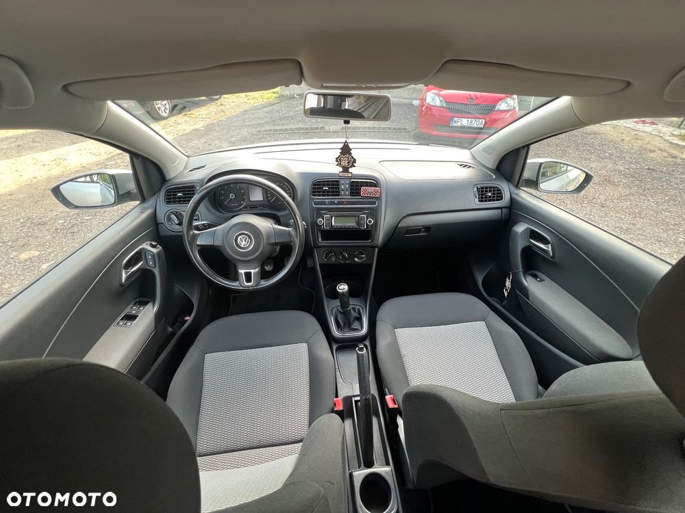 Volkswagen Polo 1.4 16V Trendline - 10