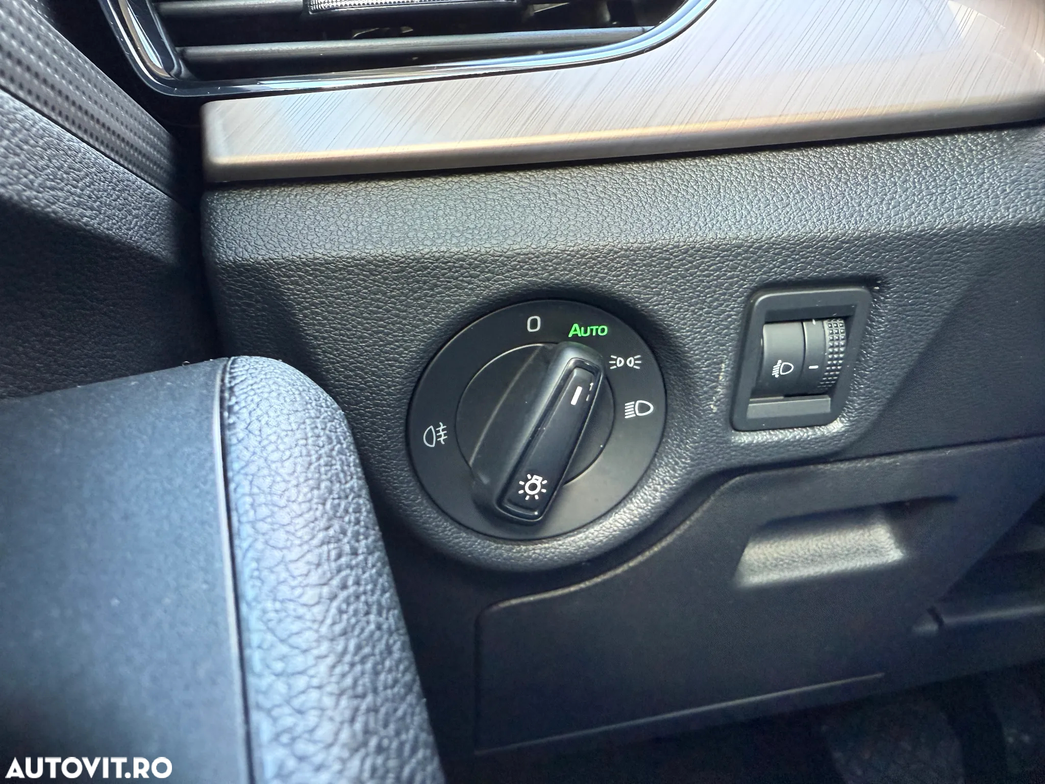 Skoda Kamiq 1.0 TSI DSG Style - 8