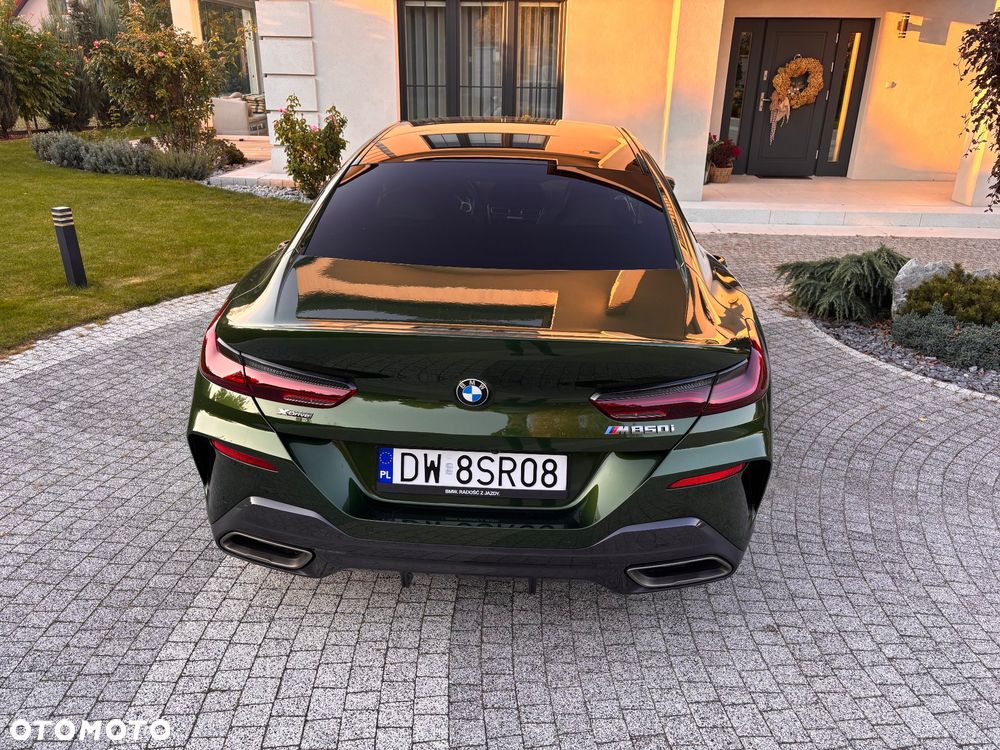 BMW Seria 8 M850i xDrive - 24