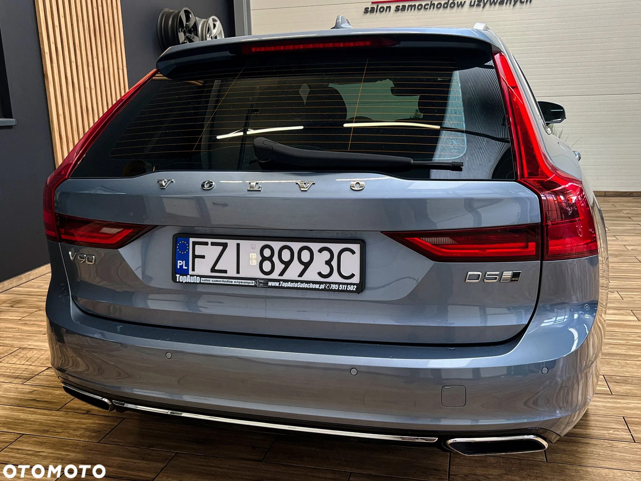 Volvo V90 D5 AWD Geartronic Inscription - 8