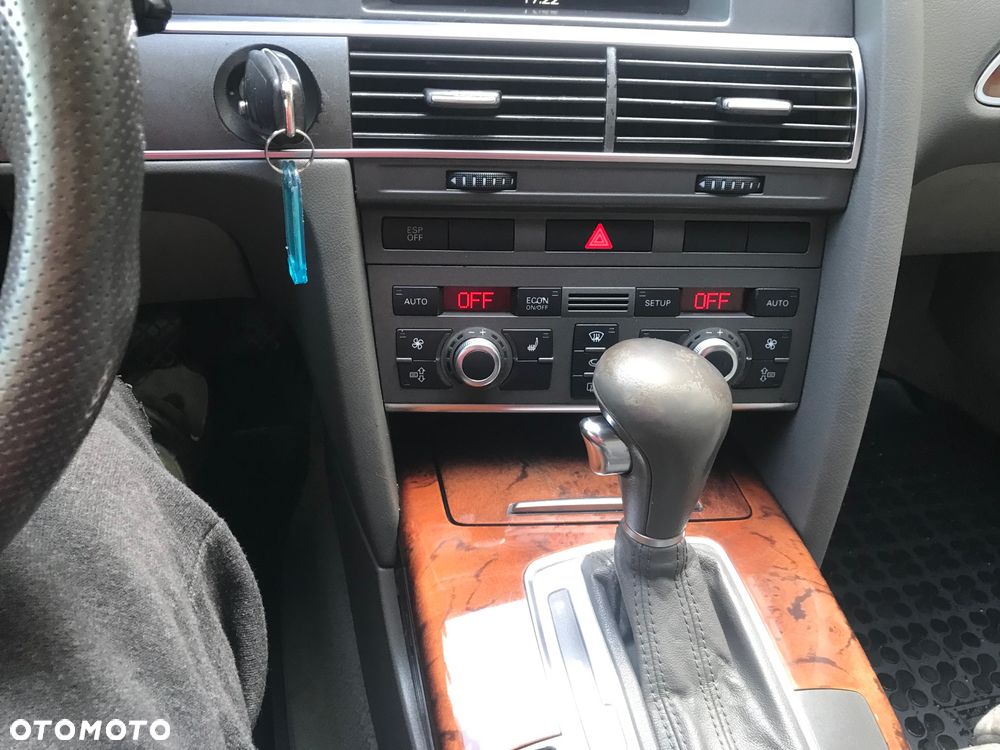 Audi A6 Avant - 29