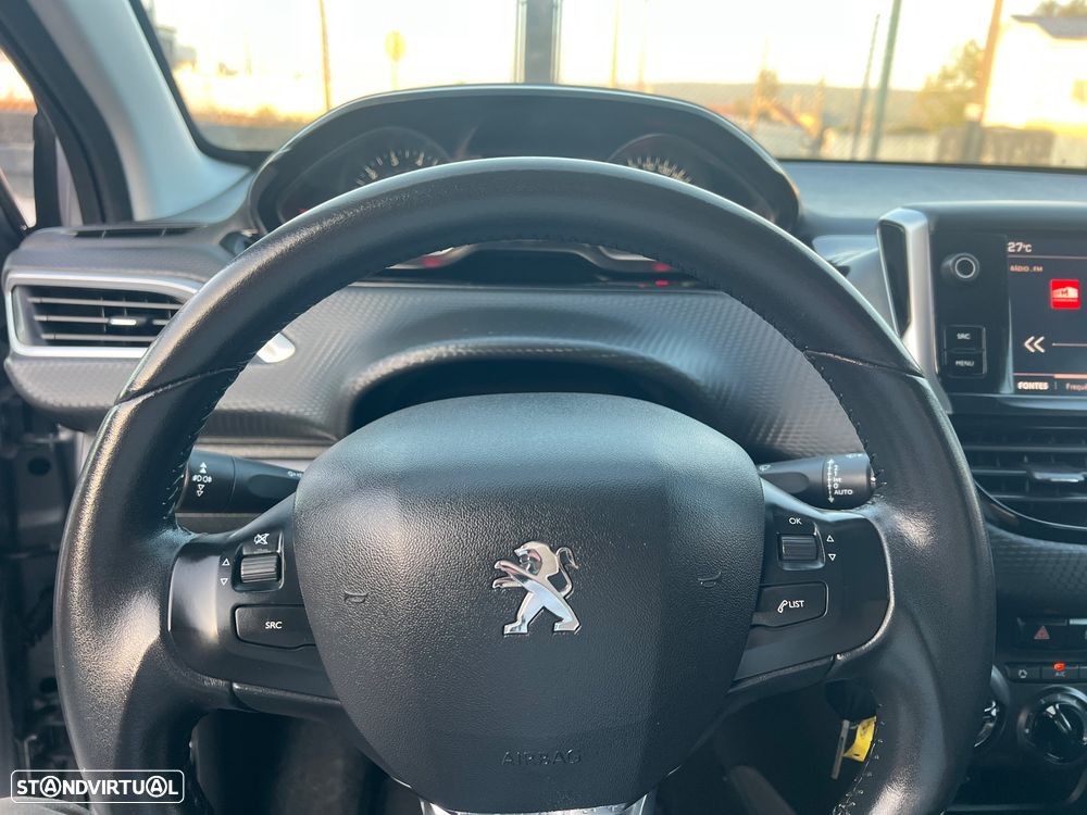Peugeot 2008 1.2 PureTech Style - 9