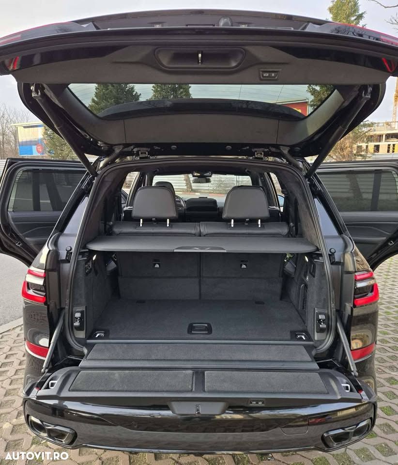 BMW X7 M60i xDrive AT MHEV - 5