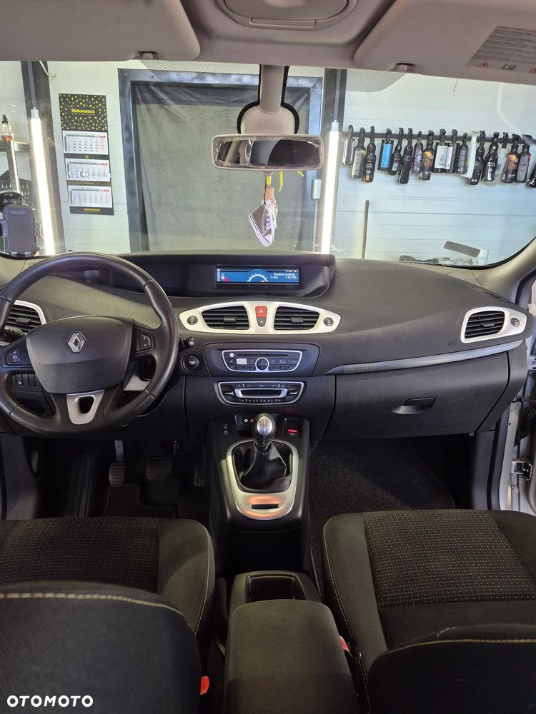 Renault Scenic TCe 130 Dynamique - 10