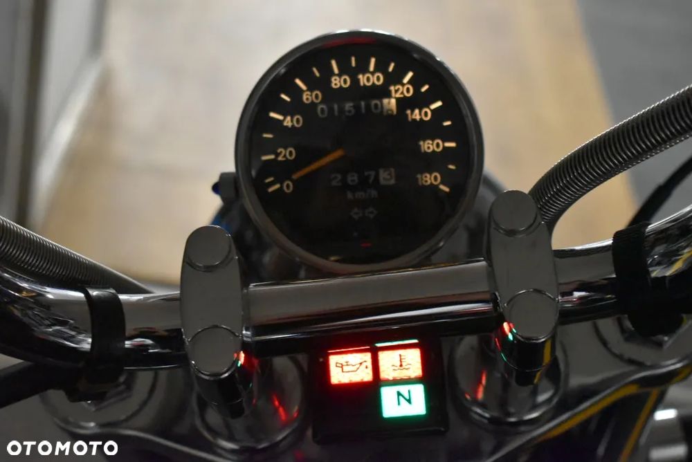 Suzuki Intruder - 40