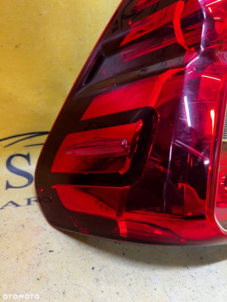 LAMPA TYŁ TYLNA LEWY LEWA TOYOTA HILUX VIII 8 - 6