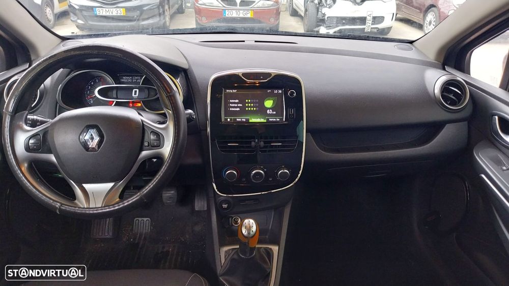 Renault Clio 0.9 TCe Limited - 17
