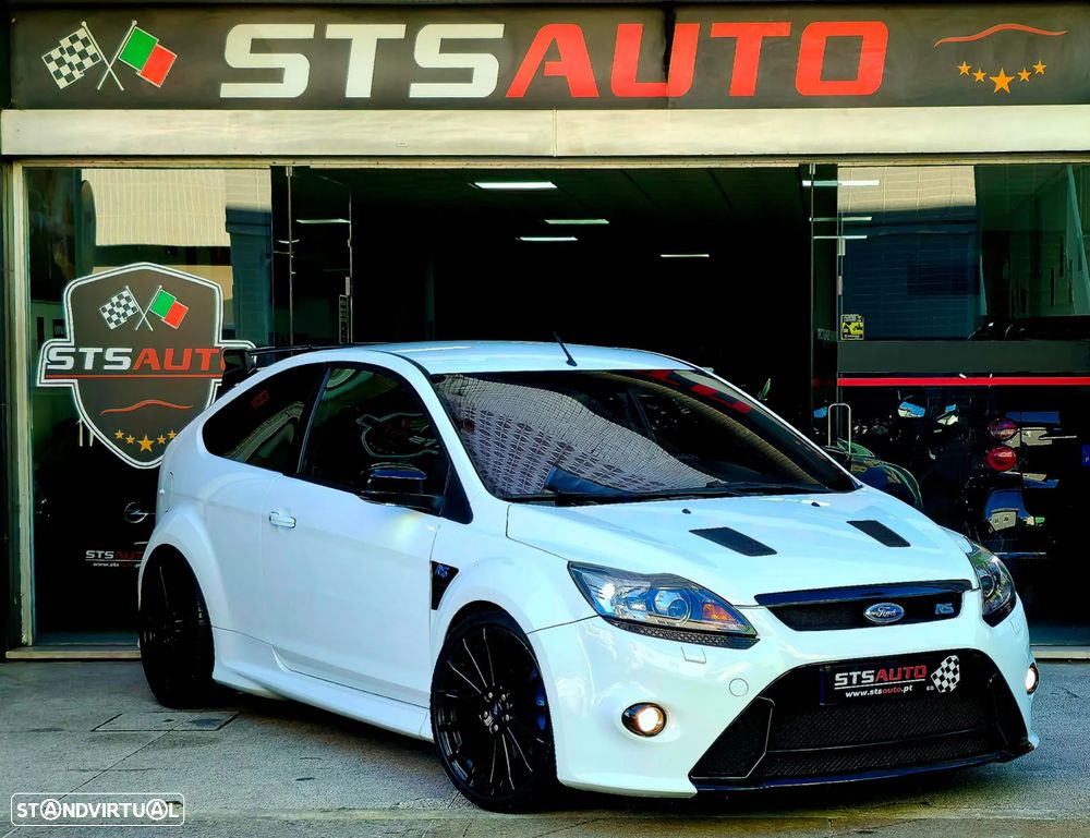 Ford Focus 2.5 T RS - 11
