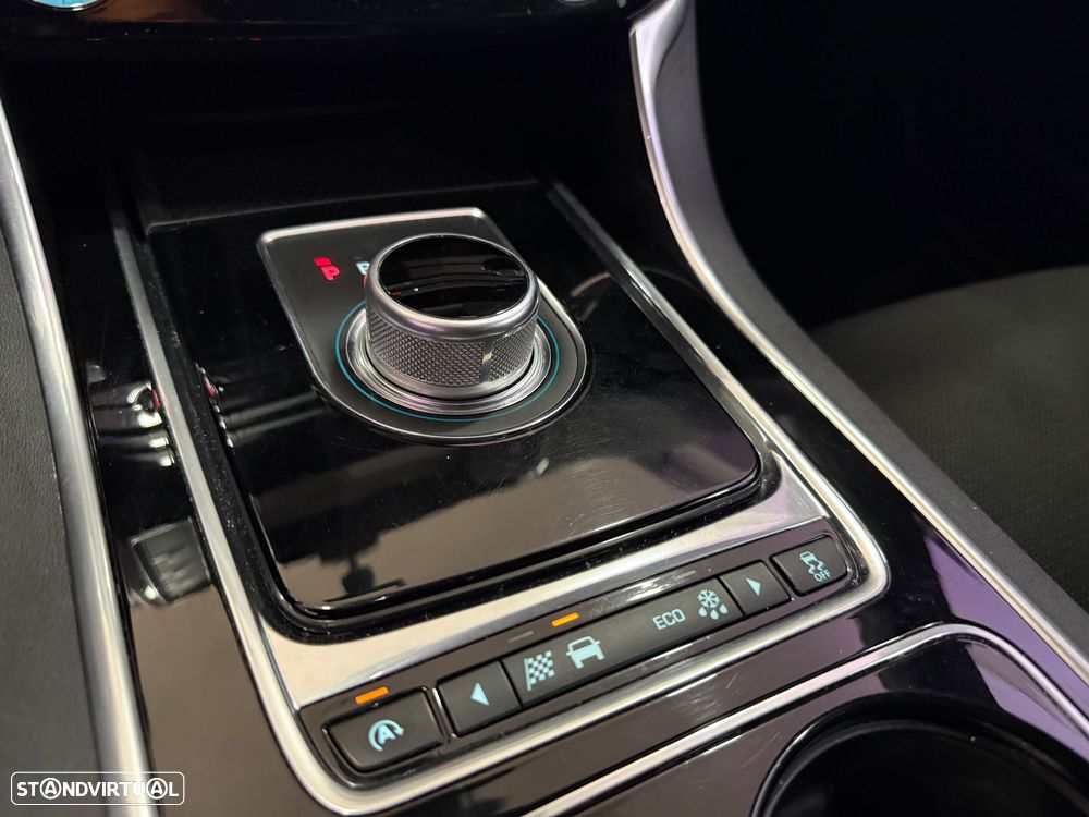 Jaguar XE E-Performance Aut. R-Sport - 24