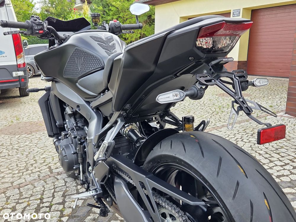 Yamaha MT - 37