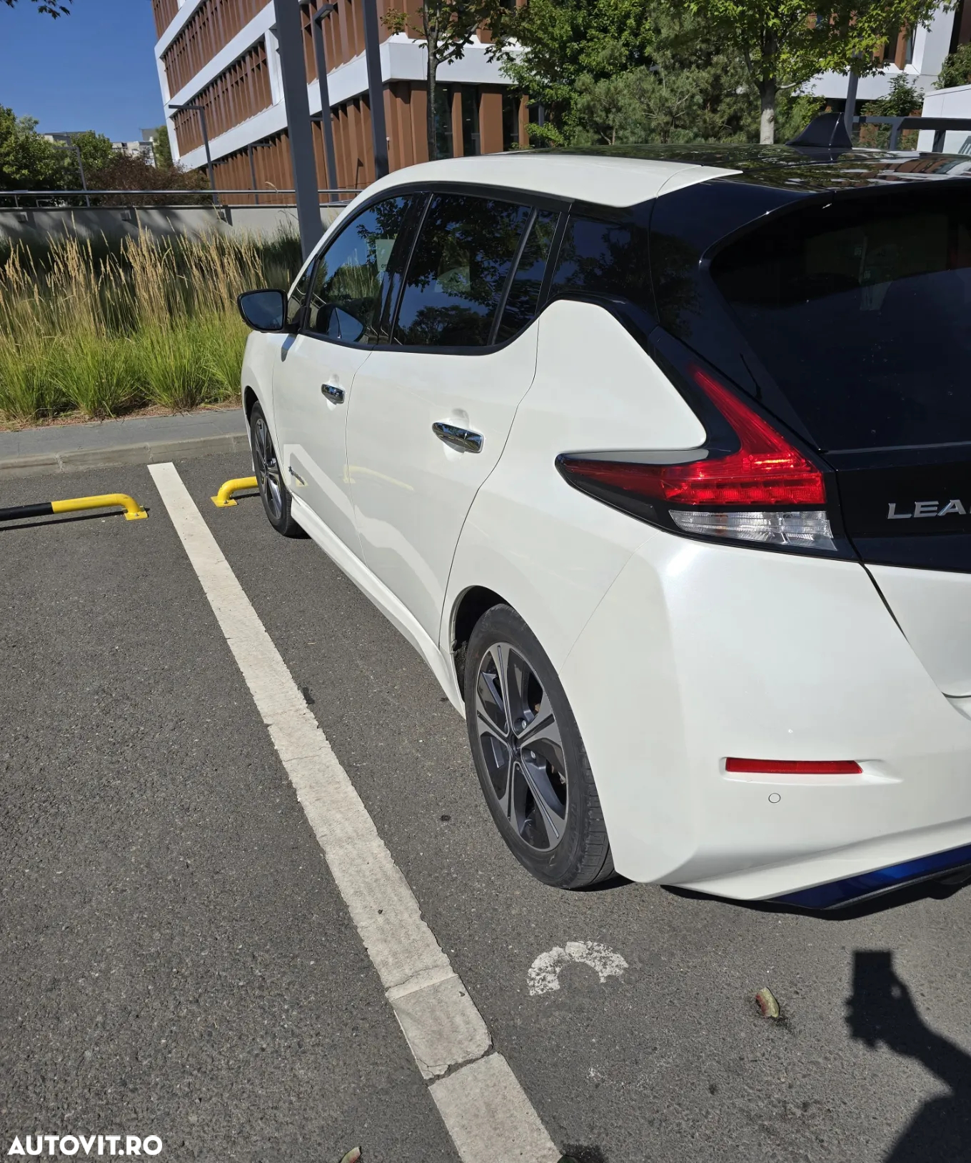 Nissan LEAF Tekna - 4