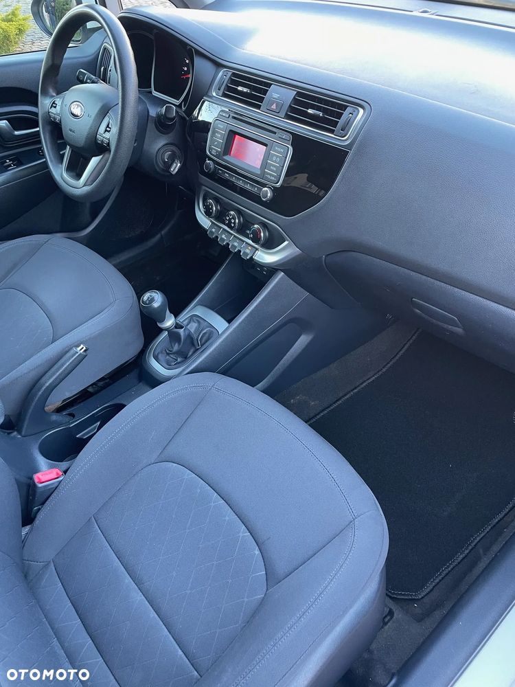 Kia Rio 1.2 Edition 7 - 13