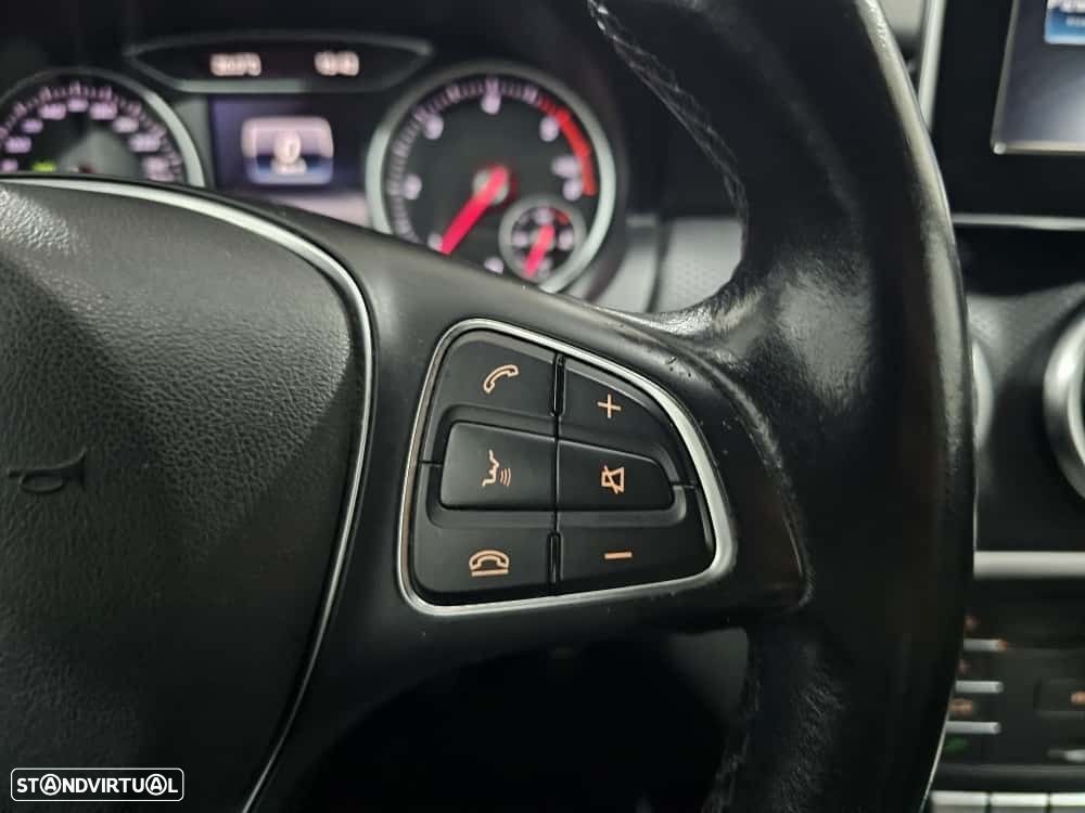 Mercedes-Benz A 180 d Urban - 18