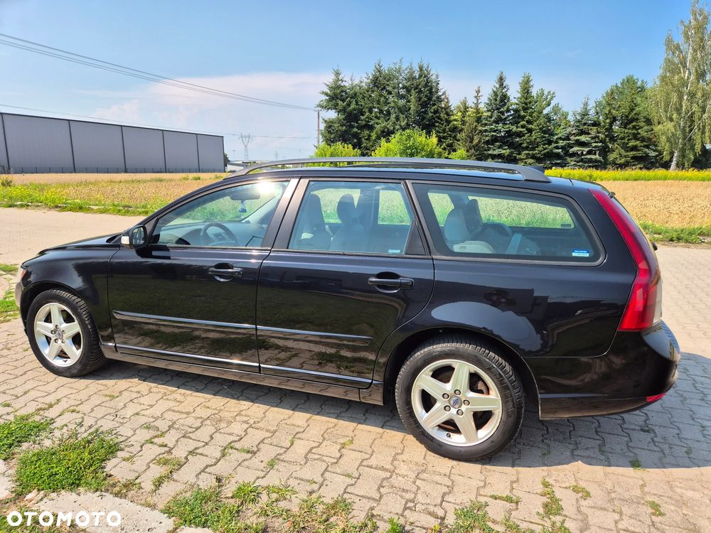Volvo V50 2.0D R-Design Kinetic - 22