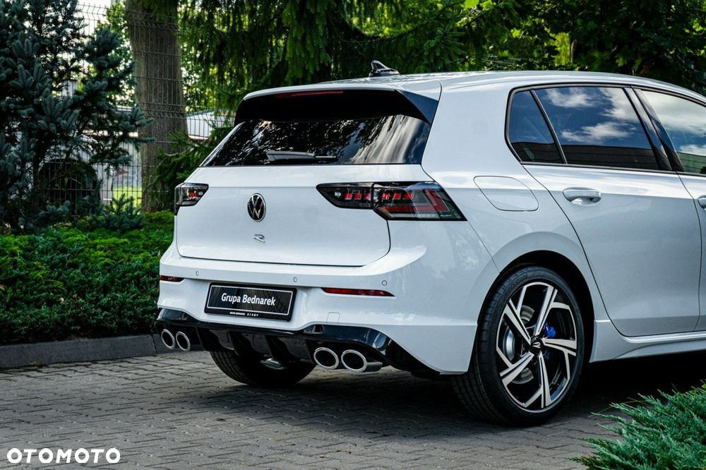 Volkswagen Golf - 15
