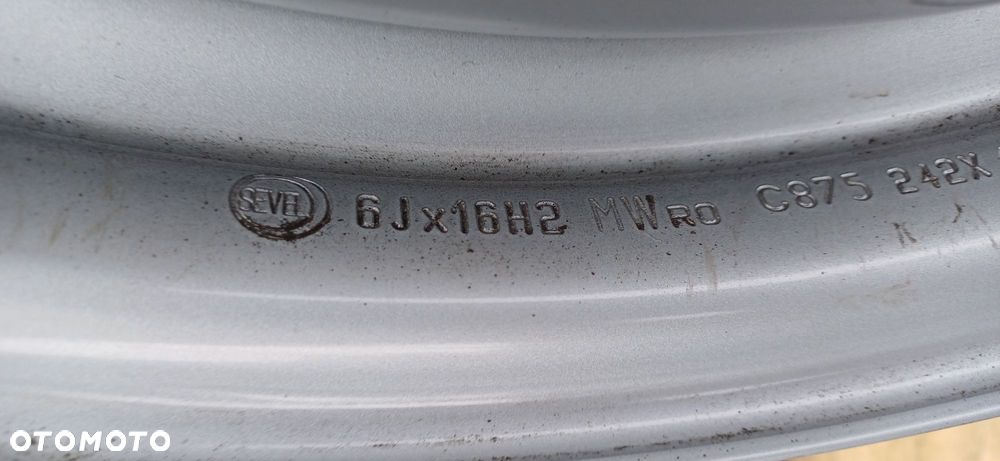 Felga stalowa 1 sztuka 6x16 cali , rozstaw śrub 5x130 , ET 68. - 3