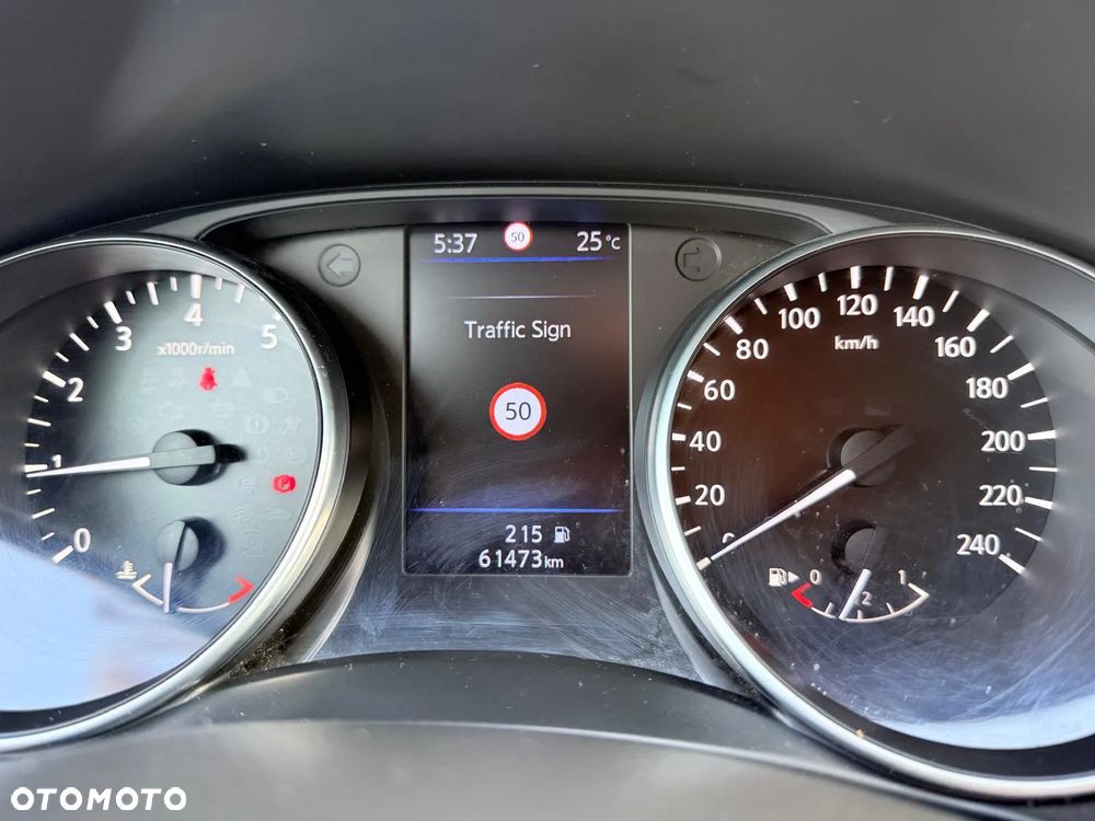 Nissan Qashqai 1.3 DIG-T ACENTA - 24