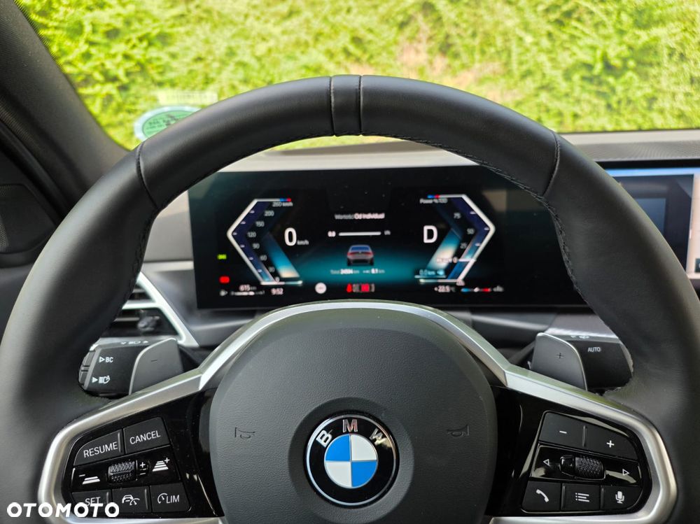 BMW Seria 3 330i xDrive M Sport sport - 12