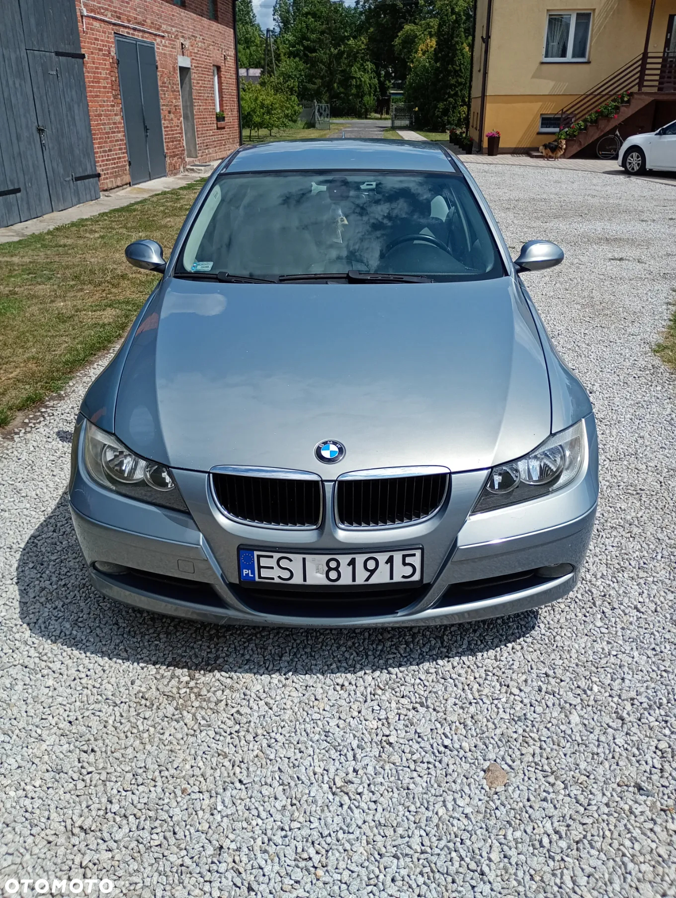 BMW Seria 3 318i - 4
