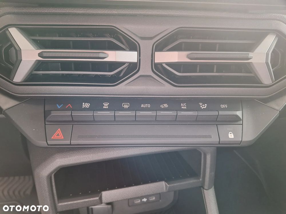 Dacia Duster 1.8 Full Hybrid 155 Journey MMT - 10
