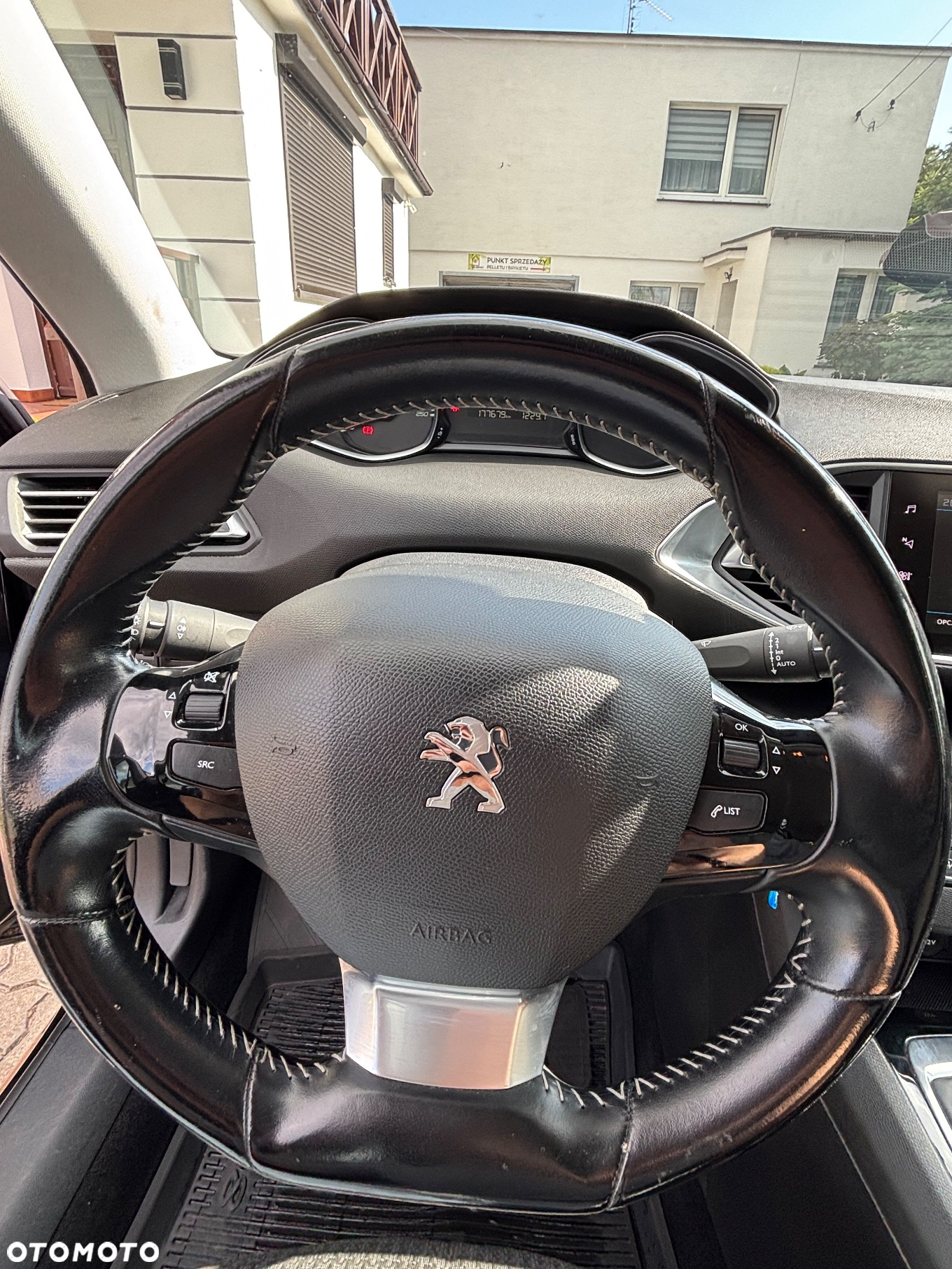 Peugeot 308 1.6 BlueHDi Access S&S - 23