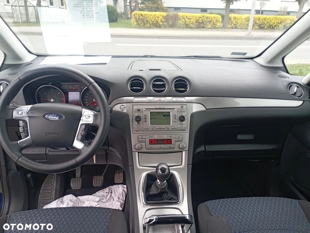 Ford Galaxy 2.0 TDCi Ambiente - 6