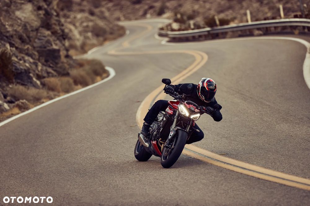 Triumph Street Triple - 3
