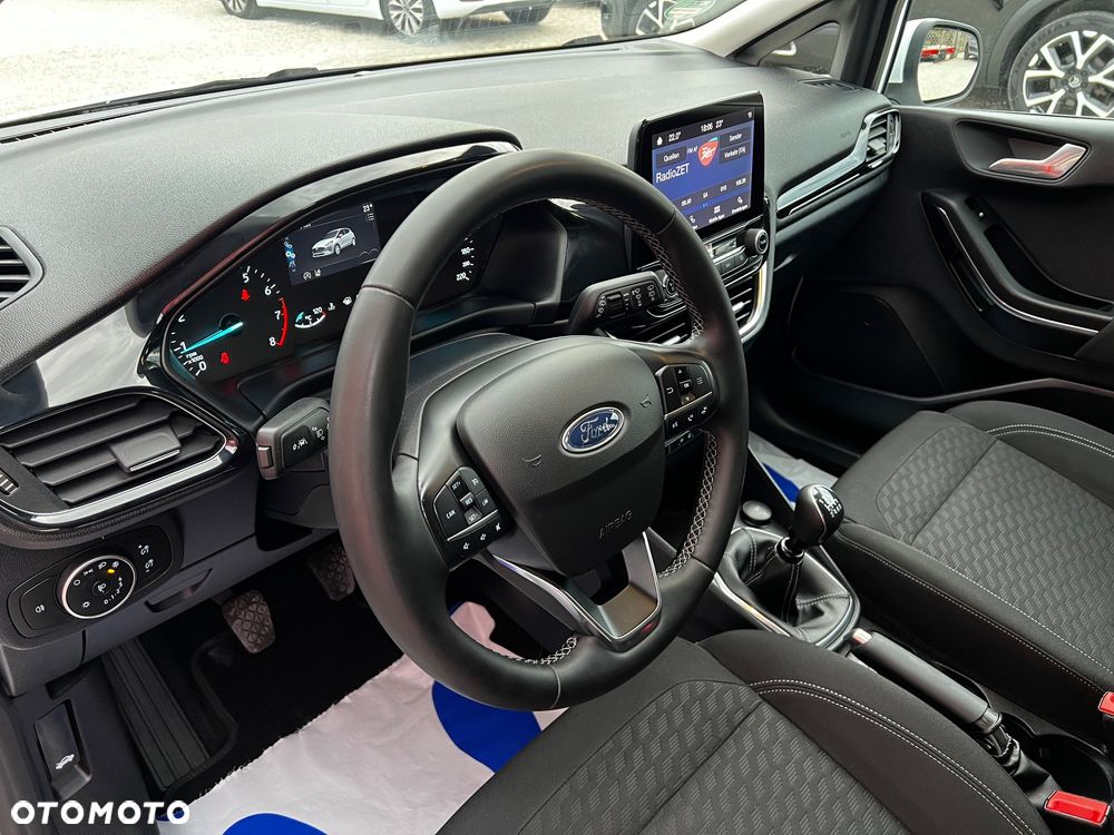 Ford Fiesta - 12