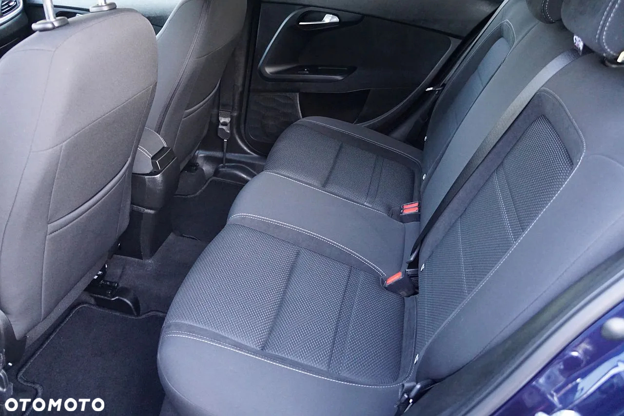 Fiat Tipo 1.4 T-Jet 16v Lounge - 12