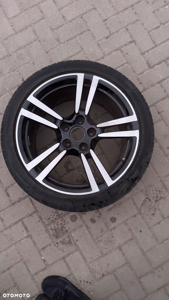 Felgi 20” Porsche (2 sprawne z oponami, 2 uszkodzone bez) - 11