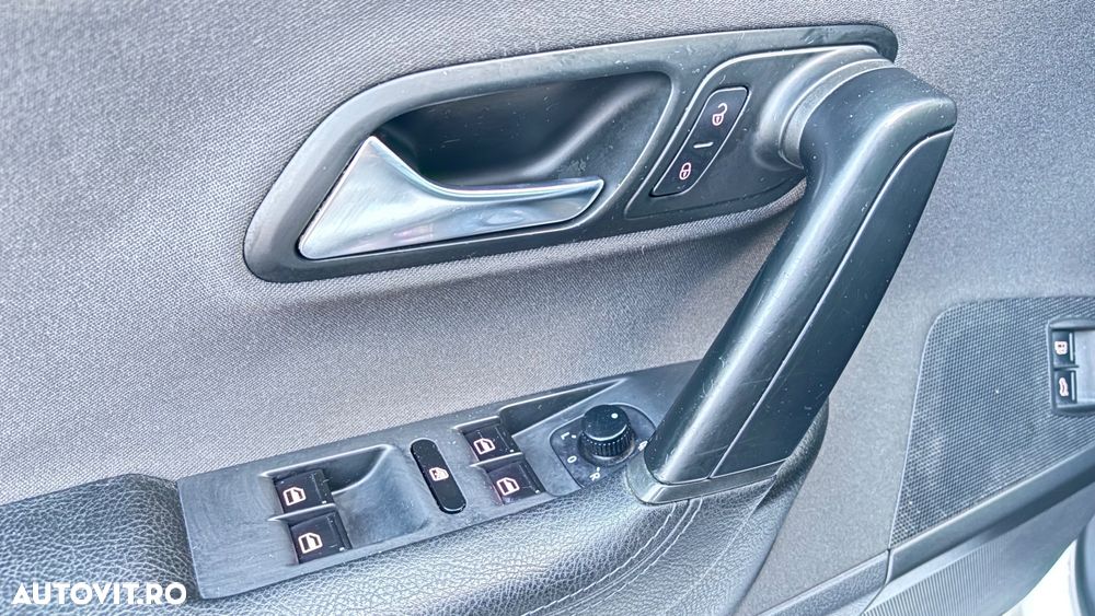 Volkswagen Passat CC 2.0 TDI - 13