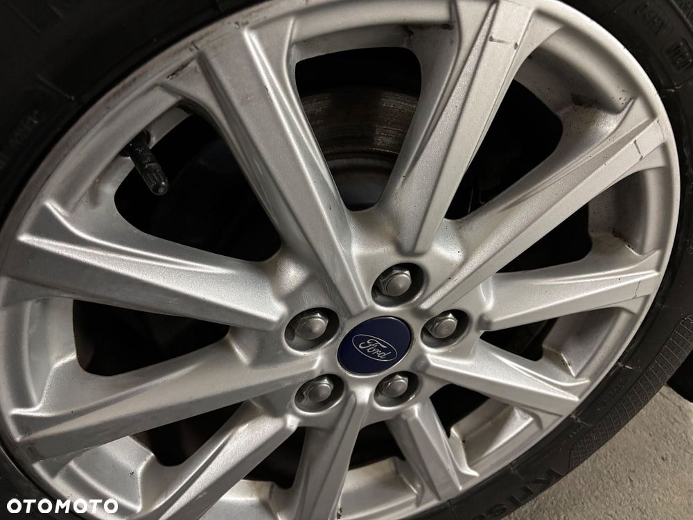 Ford S-Max 2.0 TDCi 4WD Titanium PowerShift - 21