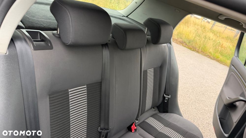 Volkswagen Golf 1.6 Trendline - 5