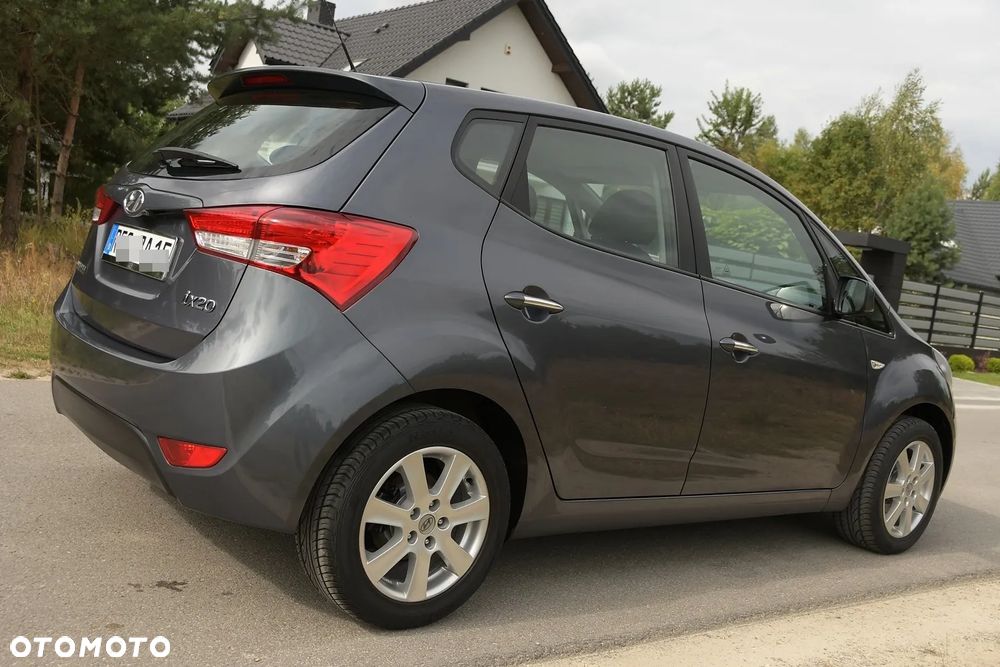 Hyundai ix20 - 8