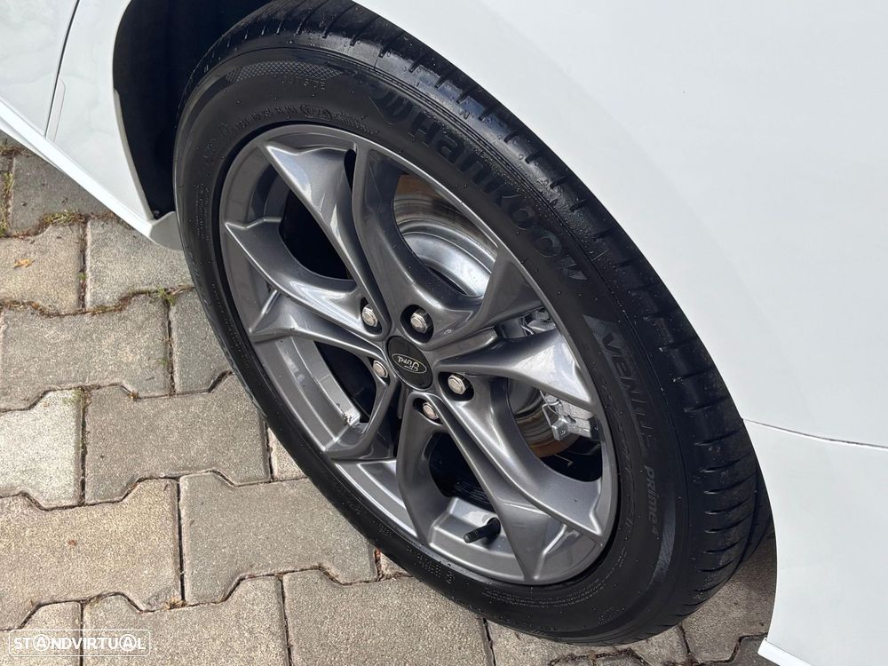 Ford Focus SW 1.5 TDCi ST-Line - 11