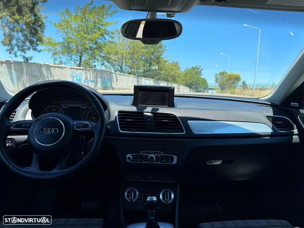 Audi Q3 2.0 TDI quattro S-tronic - 8