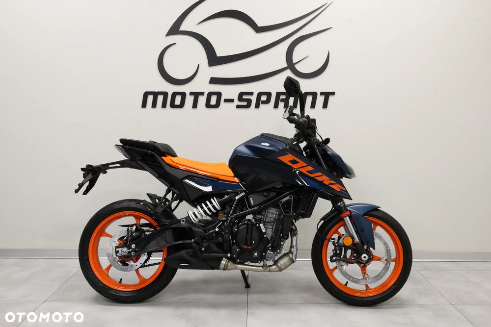 KTM Duke 125