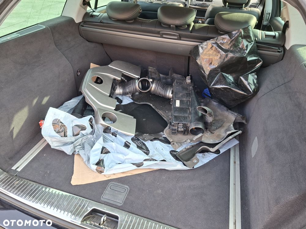 Mercedes-Benz Klasa E 55 AMG Automatik - 34