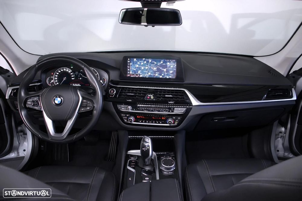BMW 520 d Auto - 8